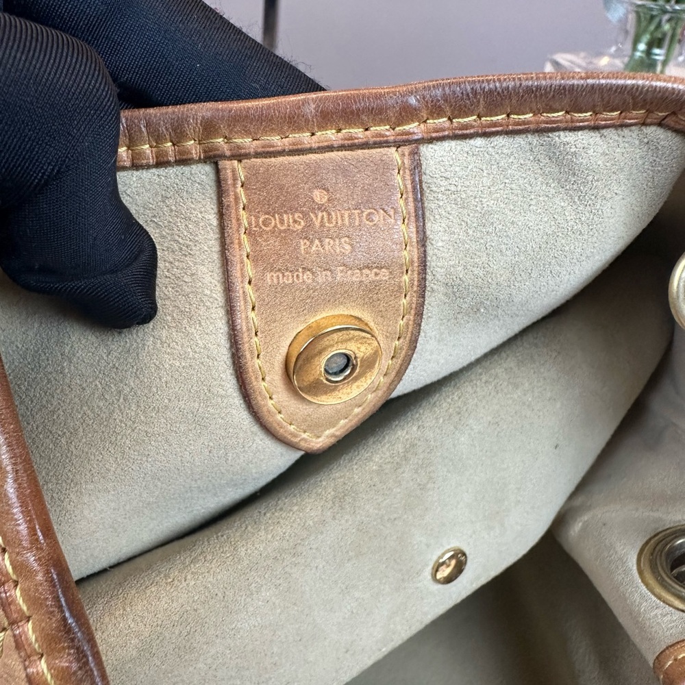 Louis Vuitton Damier Azur Canvas Tote with Tan Trim and Gold Hardware - Picture 14 of 15